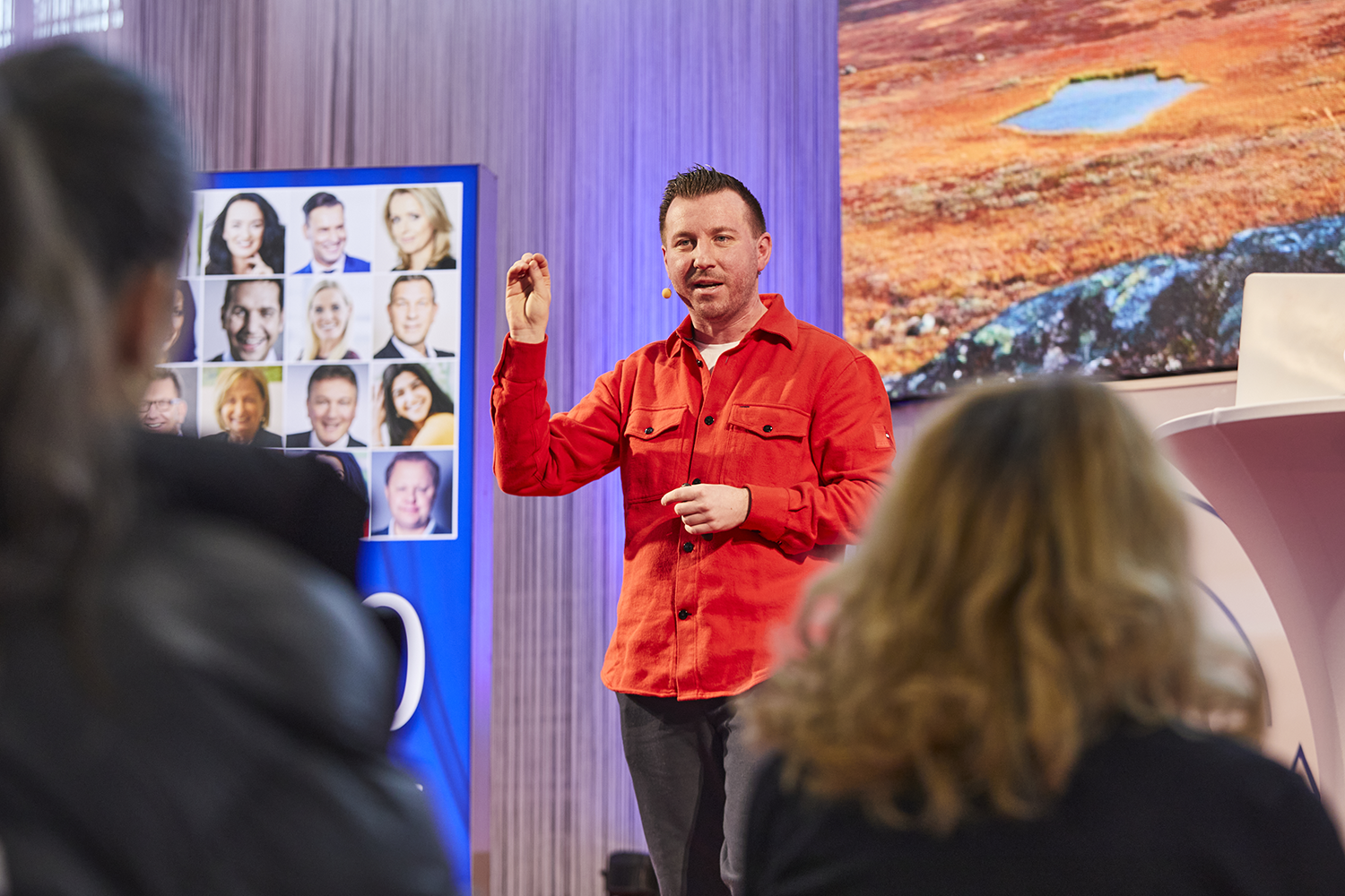 Keynote Speaker Torsten Schröder auf der Bühne